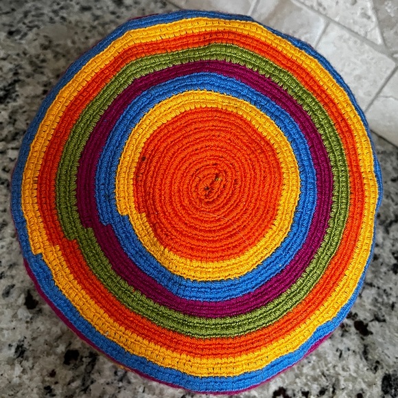 Wayuu Bucket Bag Hand-Woven Bohemian Groovy Chic Hand-Made Rainbow Colored - Picture 6 of 16